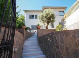 מלון צילום: Villa Peralta Girona City w above ground Pool