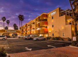 A picture of the hotel: Comfort Inn & Suites Huntington Beach