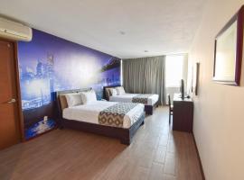 Hotel Tötem Guadalajara, hótel í Guadalajara