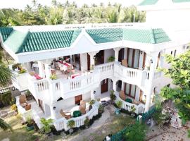 Hotel Foto: The Beach House Carabao Island