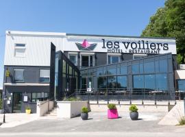 A picture of the hotel: Logis Les Voiliers