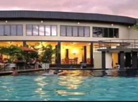 Garden Beach Hotel Kalutara