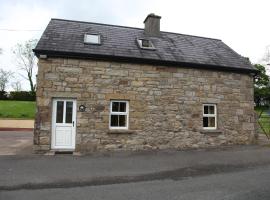 John Joe's Self Catering, Hotel in Blacklion