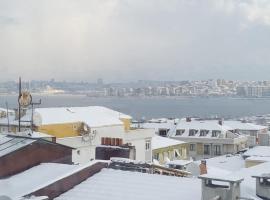 Hotel foto: 3 rooms apartment with hot tub & lake & sea view