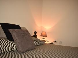 A picture of the hotel: Apartman Archive Jevrejska