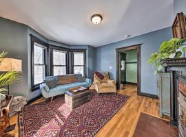 Hotel Photo: Newly Renovated Home Close to Dtwn Lawrence!