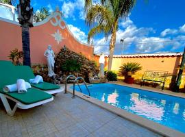 Hotel kuvat: Palma's Place Casanova Moradia #WIFI#POOL#RELAX