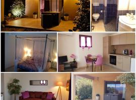 A picture of the hotel: Appartement Caroline
