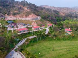 StayVista at Brickwood Hill A Lavish Villa With Massive Lawn, hotel v destinaci Čandígarh