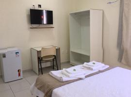 Riachuelo Hotel, hotel en Resende