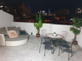 Hotel Photo: LUXURY PENTHOUSE GREAT LOCATION WITH PARKING Tlv