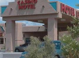 होटल की एक तस्वीर: Cities of Gold Casino Hotel