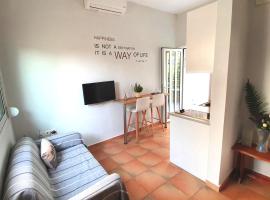 Hotel Foto: Cozy seaside studio in Lemos Vouliagmenis