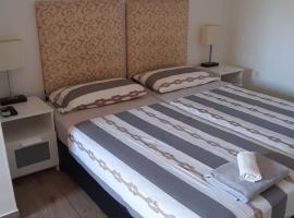 Gambaran Hotel: Rooms Lami