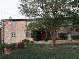 Hotel fotoğraf: Stone House 15th Century