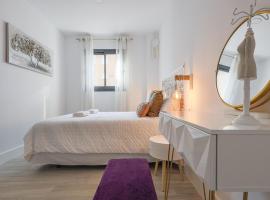 Hotel kuvat: Family HOME SUITS Encantos de Sevilla