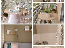 Hotel Photo: Beautiful and Quiet apartment in the centre of Athens