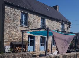 Фотография гостиницы: Gite Bleu Brittany near Dinan