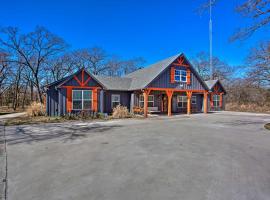 Zdjęcie hotelu: Comfy Home with Deck 6 Minutes to Lake Tawakoni