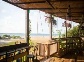 Kizingo Beach Eco Lodge