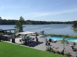Hotel Photo: Exclusive Lakefront Mansion with pools in Stockholm
