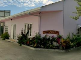Moodhumaa Inn, Hotel in Guraidhoo