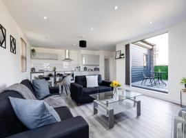 호텔 사진: Modern 2 Bed Apartment with Balcony in Stockport Centre by Hass Haus