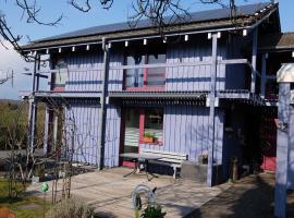 Hotel Foto: Blaues Haus - Une maison bleue