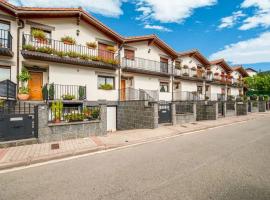 Hotel Foto: Magnífica casa con jardin, BBQ e hidromasaje