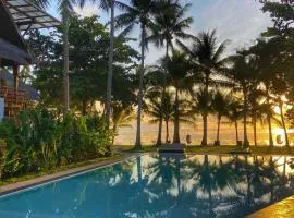 Siargao Island Villas, отель в городе Генерал-Луна