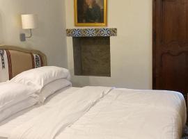 Hotel Photo: Appartamento in Piazza Carlina