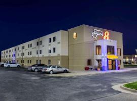 A picture of the hotel: Super 8 by Wyndham Wichita North