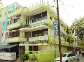 Arunachala Ramana Home, hotel v destinaci Tiruvannamalai