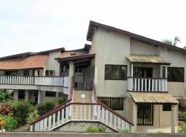 صور الفندق: Appartement d'une chambre a Grand Popo a 10 m de la plage avec piscine partagee jardin clos et wifi