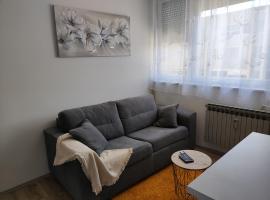 Hotel Photo: Apartman Emy