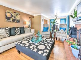 Zdjęcie hotelu: Charming Detroit Home about 15 Mi to Downtown!