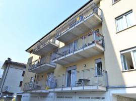 صور الفندق: Simplistic apartment in Dervio with balcony terrace