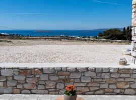 Panteronisia View Villa, hotel in Angairiá