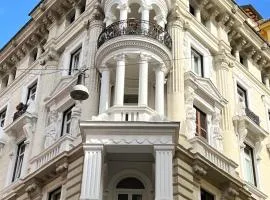 Hotel Le Petit