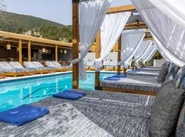 Skiathos Thalassa, Philian Hotels and Resorts，位于斯基亚索斯镇的酒店