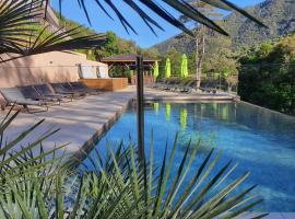 Porto Ota में, होटल Casa Del Torrente