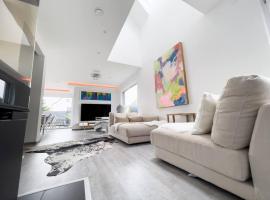 Villa Dreamy Vibes mit Privatem Pool & Rheinblick, hotell sihtkohas Niederkassel