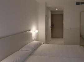 HOTEL LA FONDA B&B, hotel a Tarazona de Aragón