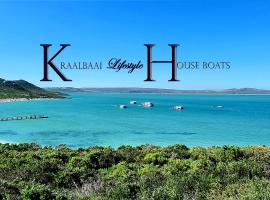 Kraalbaai Lifestyle House Boats, hotel em Langebaan