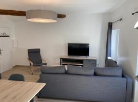 รูปภาพของโรงแรม: Nice 43 M2 With Wifi Downtown Avignon