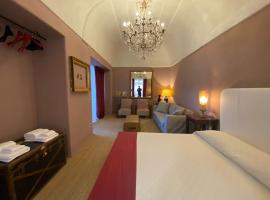 होटल की एक तस्वीर: Suites Edivino Design Capri