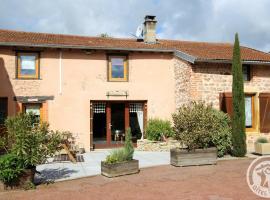 Hotel Photo: Gîte Parigny (Loire), 3 pièces, 5 personnes - FR-1-496-82