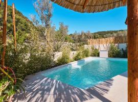 MEACres Sea, Hotel in Miholašćica