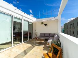 Фотографія готелю: Un Lugar House Canteras - Coliving