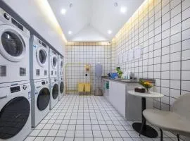 Atour S Hotel Wuhan Chuhehanjie